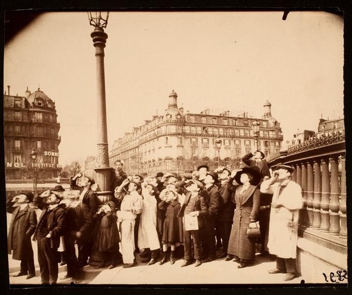 L'éclipse, Avril 1912 — Eugène Atget