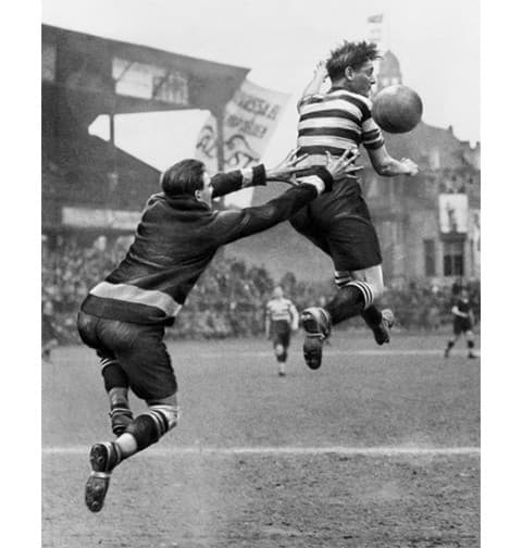 Footballers — Martin Munkácsi