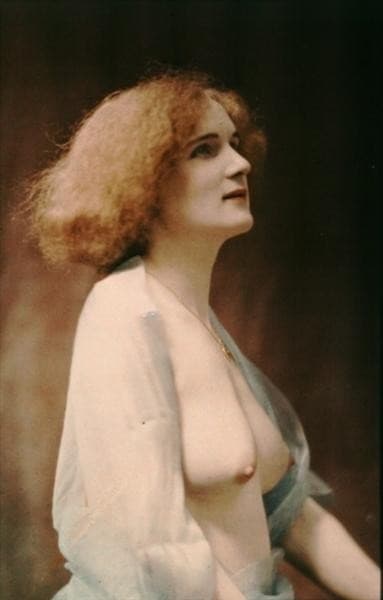 Female nude draped in a blue veil — Robert Demachy