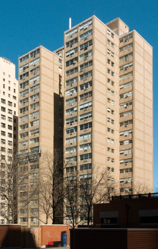 Promontory Apartments, Chicago — Ludwig Mies van der Rohe