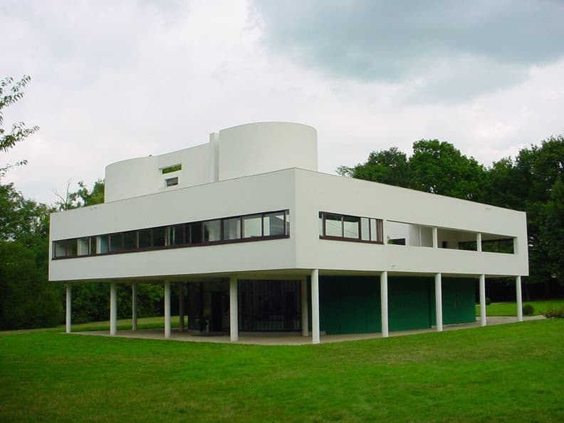 Villa Savoye in Poissy — Le Corbusier
