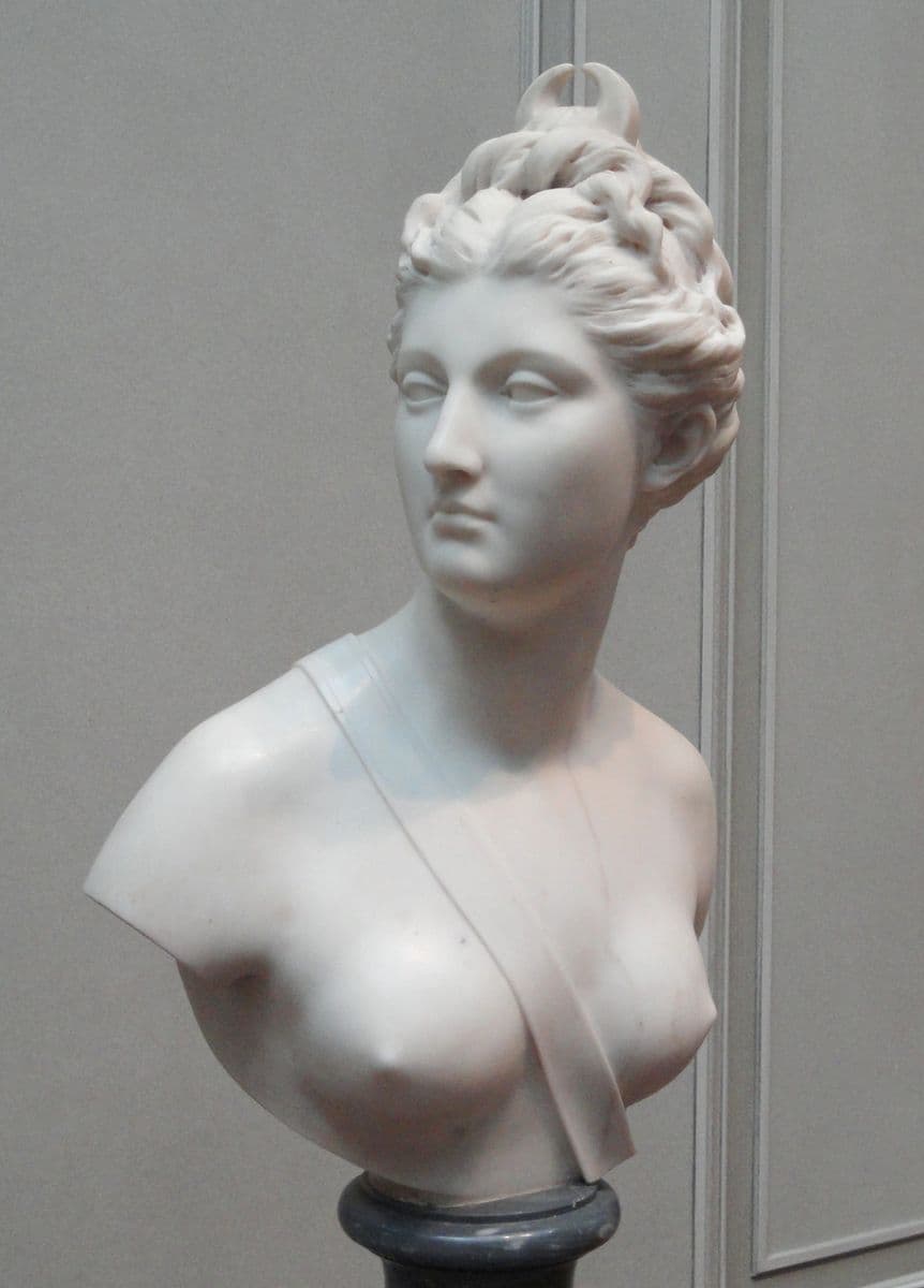 Diana — Jean-Antoine Houdon