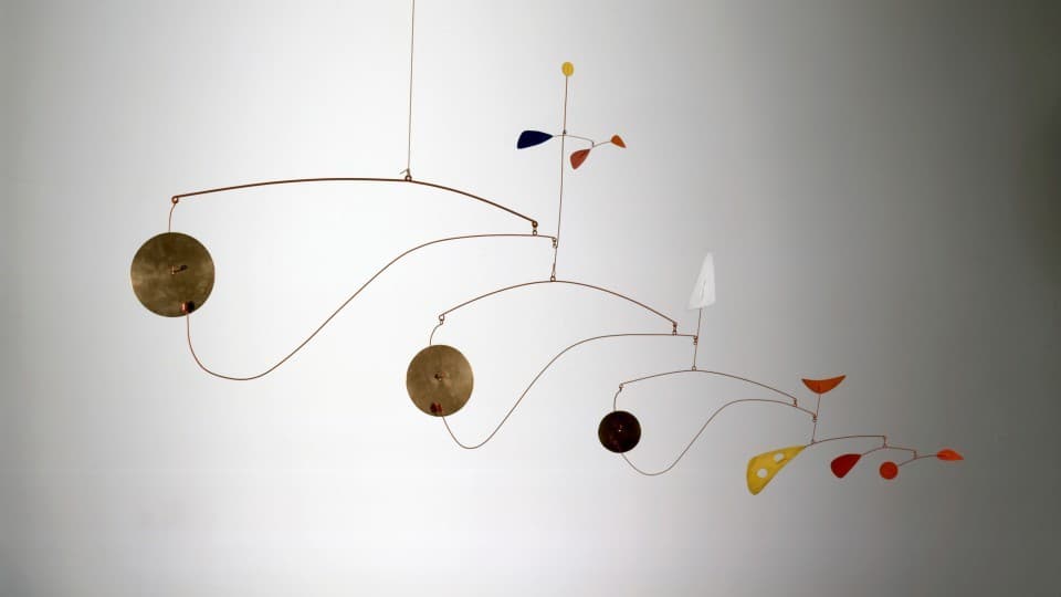 TRIPLE GONG — Alexander Calder